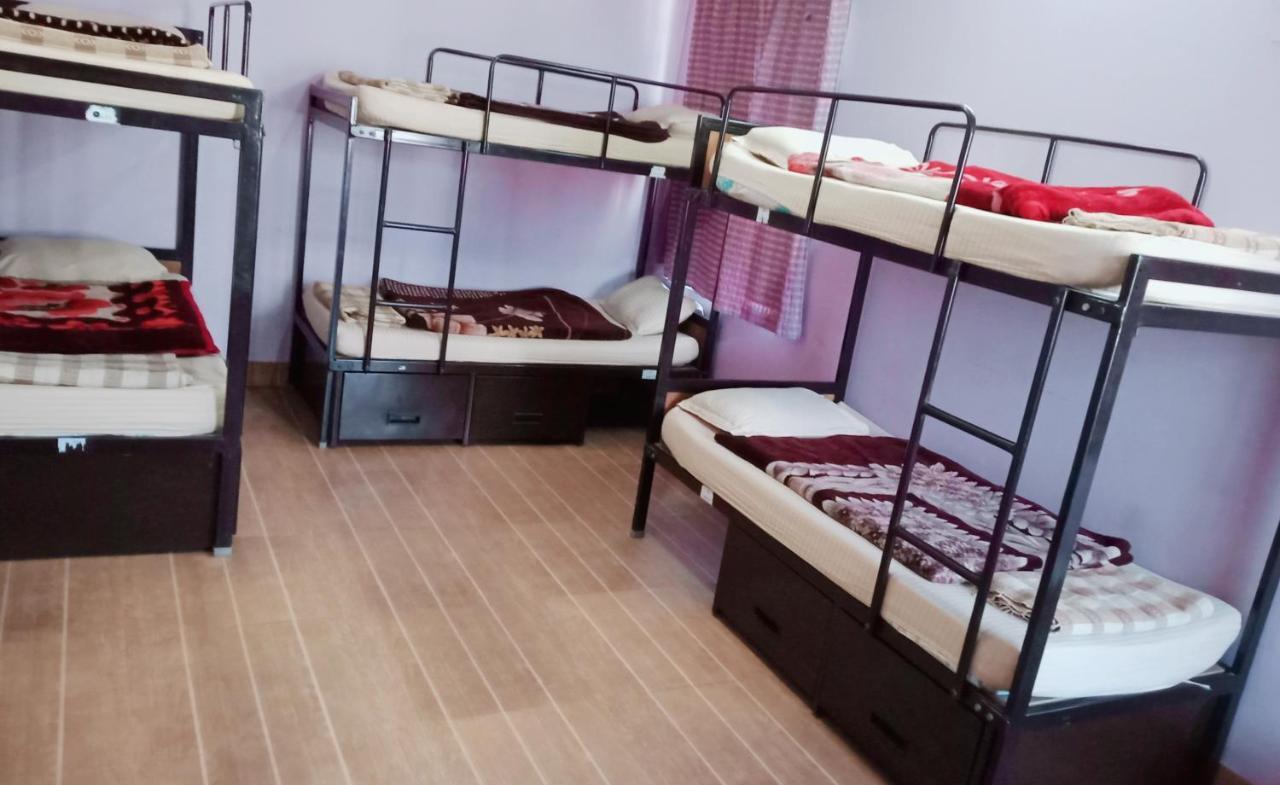 Monkey Bunky-3Monkeys Backpacker'S Hostel Kathmandu Ngoại thất bức ảnh